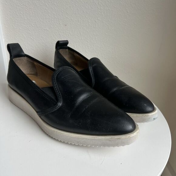 Everlane The Street Shoe Black Leather  Printed Slip On Sneaker Women’s 8 - Picture 1 of 9